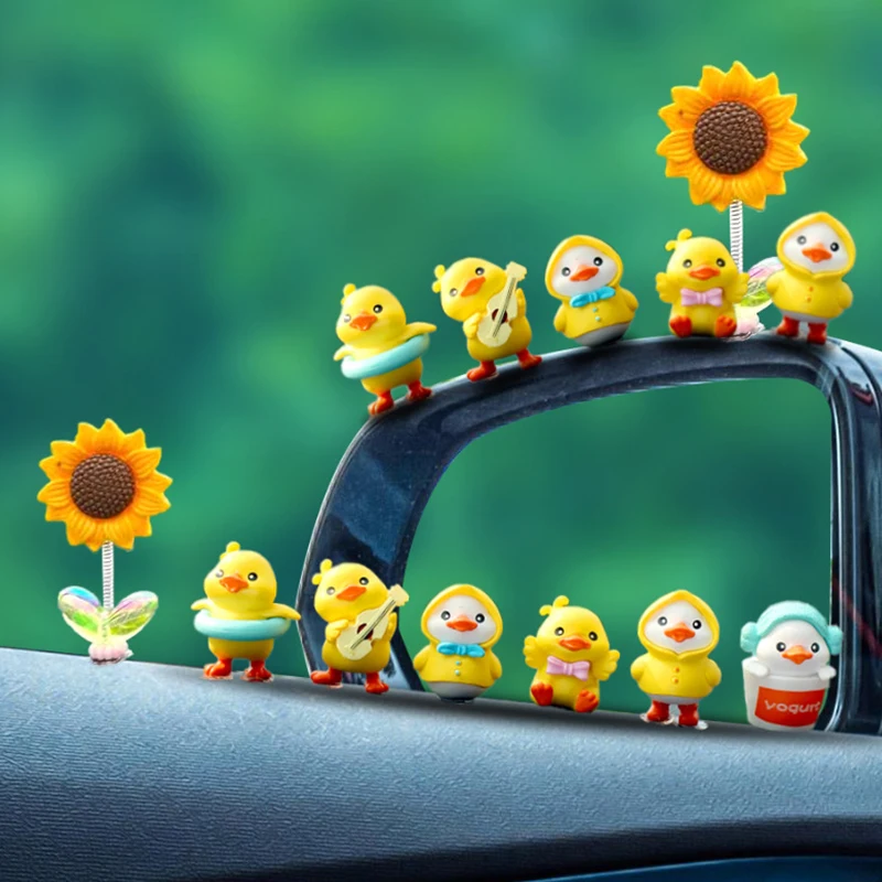 1Set Cartoon Resin Little Yellow Duck Model Car Center Console Decor Cute Car Ornaments Auto Interior Dashboard Accessories