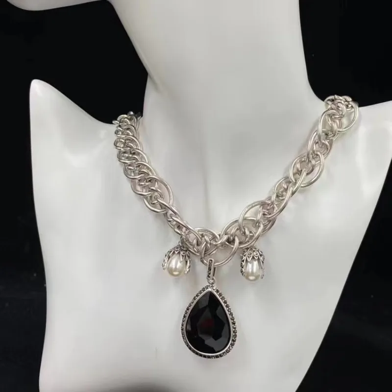 بسيطة الراقية تصميم المتخصصة رسالة الأزياء تنوعا 2023 مجوهرات حجر الراين قلادة