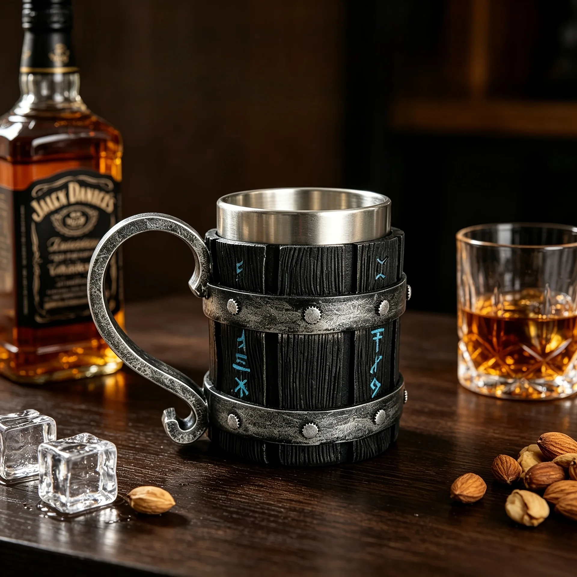 450ML Medieval Retro Viking Rune Imitation Wooden Wine Barrel Beer Mug Resin Stainless Steel Coffee Cup Wine Glass Beer Cup