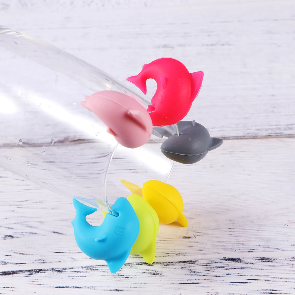 

12 Pcs Glass Stickers Drink Markers Silicone Charms for Glasses Identifiers Shark Shape Eco Friendly Non Slip