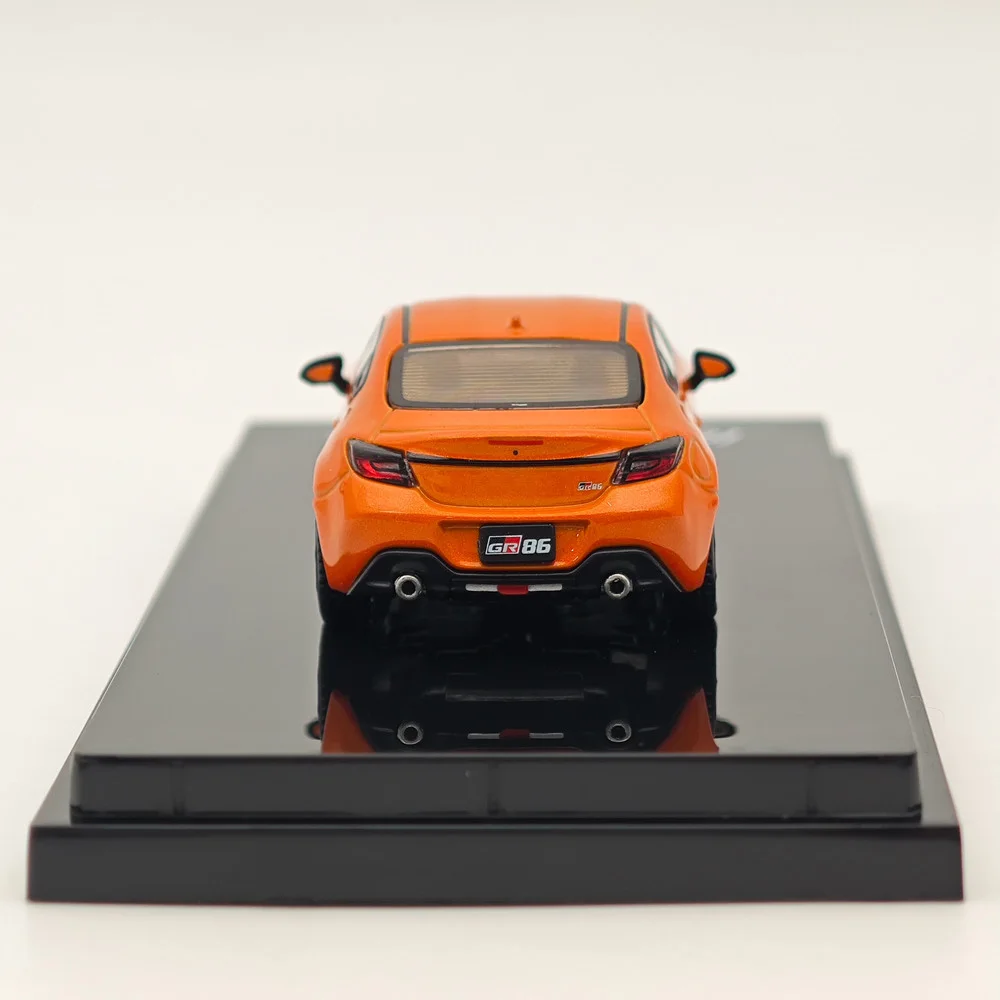 Hobby Japan 1:64 for GR86 RZ 10th Anniversary Limited With Genuine optional rear spoiler Flame Orange HJ643048P Models Car