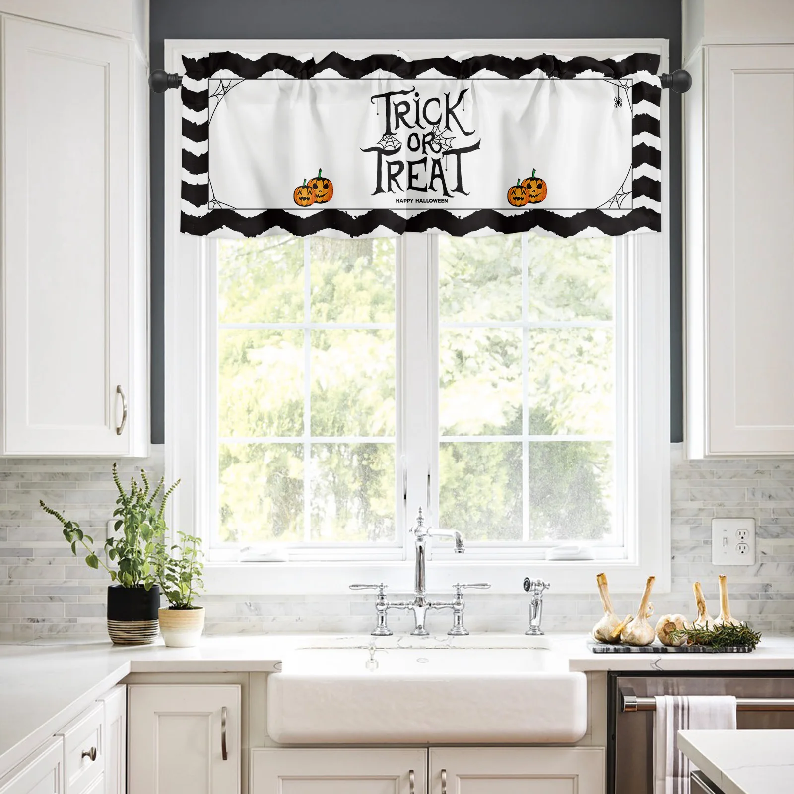 ZEDLIYU Valances for Windows Kitchen Living Room Small Window Valance Halloween Pumpkin 1 Panel, 54 x 18 Inch