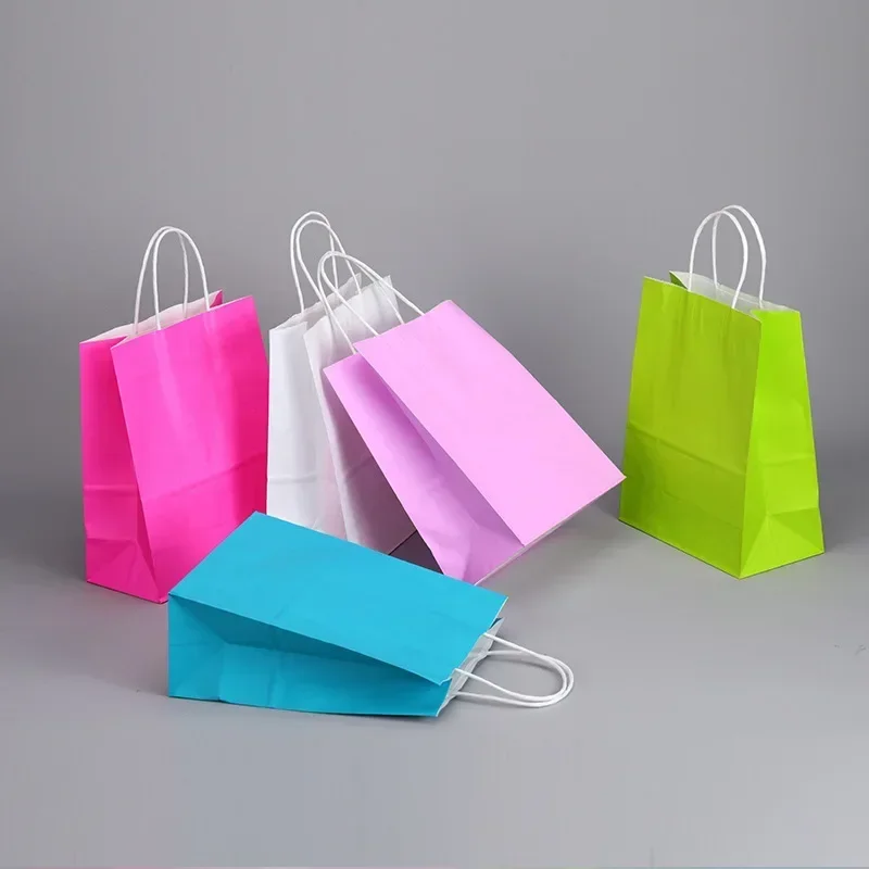 10/20/30/40/50pcs lot color kraft paper bag with handles 21x15x8cm Festival gift bag High Quality shopping bags