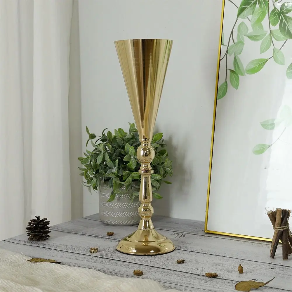 Elegant Golden Silver Wedding Flower Vases European Style Iron Centerpiece Vases Romantic Metal Vases Party