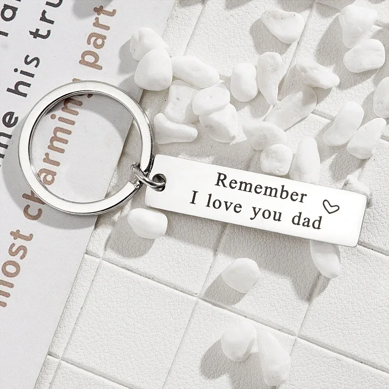 Fashion Key Chain Letter Remember I Love You Dad Father's Day Thanksgiving Gift to Dad Stainless Steel Keychain Diy Custom