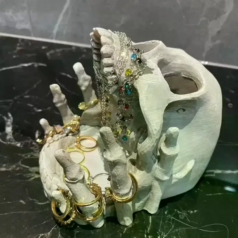 

Creative Skull Jewelry Storage Box, Gothic Halloween Decoration, Resin Desktop Storage Box, Artistic Home Decor Accessory