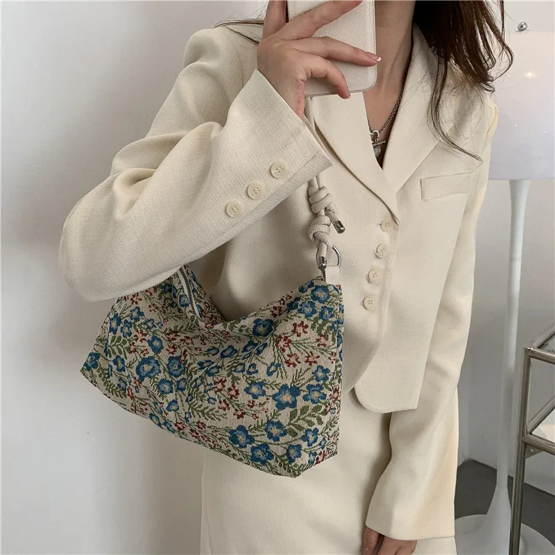 2024 Western Style Colored Shoulder Bag European American Trend Ethnic Style Canvas Bag Women\'s Minimalist Underarm Shoulder Bag