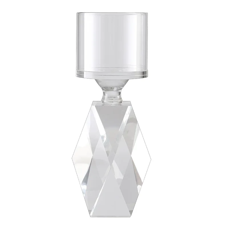 

European light luxury K9 crystal glass candle holder, table dinner, romantic atmosphere of the venue