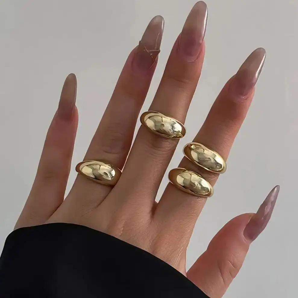 

4 Pcs/Set Open Smooth Curved Surface Rings Set for Women Trendy Simple Finger Ring on Hand Accessories 2023 Fashion Jewelry Gift