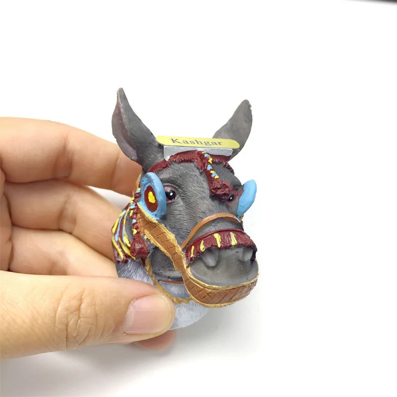 

Xinjiang Kashgar High-Value Three-Dimensional Painted Horse Head Cultural and Creative Refrigerator Magnet High-End Home Exquisi
