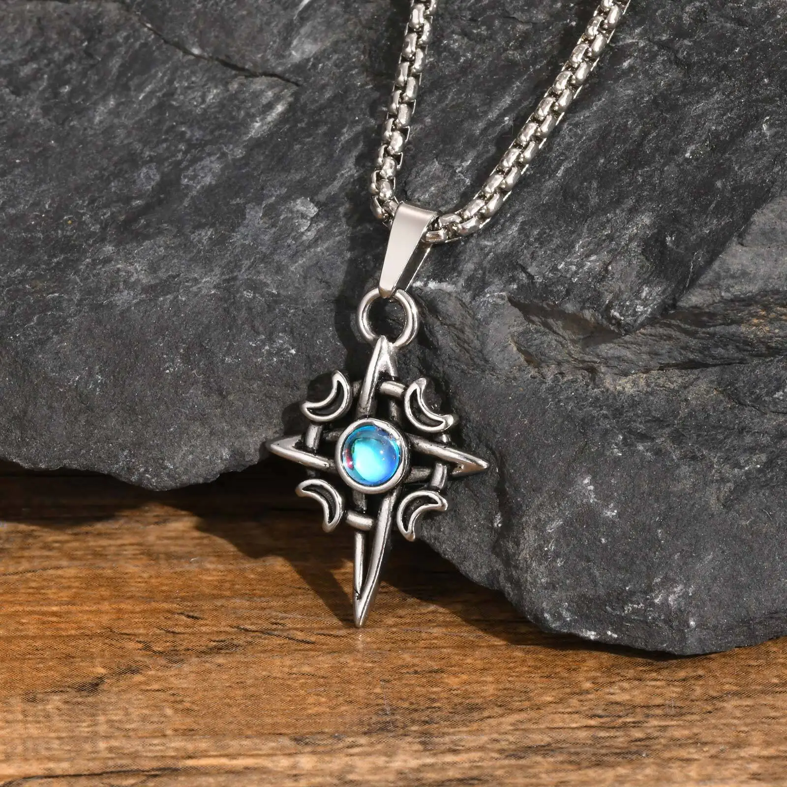 Mondstein-Anhänger-Halsketten für Männer und Jungen, Wikinger-Halskette aus Edelstahl mit keltischem Knoten, stilvoller Amulett-Schmuck, Geschenk für ihn – Detail 2