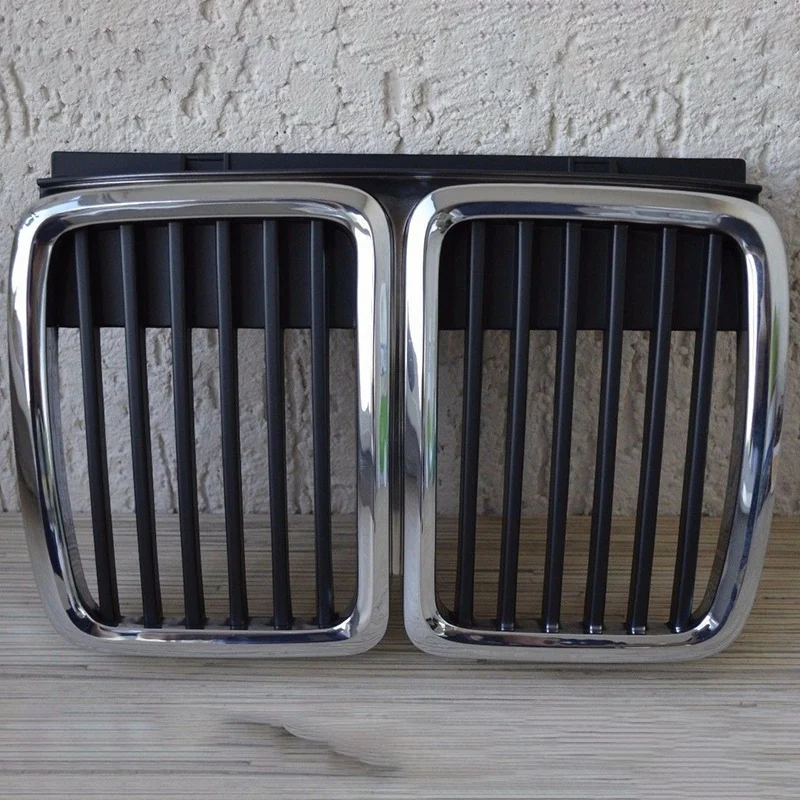 

N31R_Front Hood Kidney Grille For-BMW 3 E30 1982-1994 FRONT CENTER GRILLE 51131884350