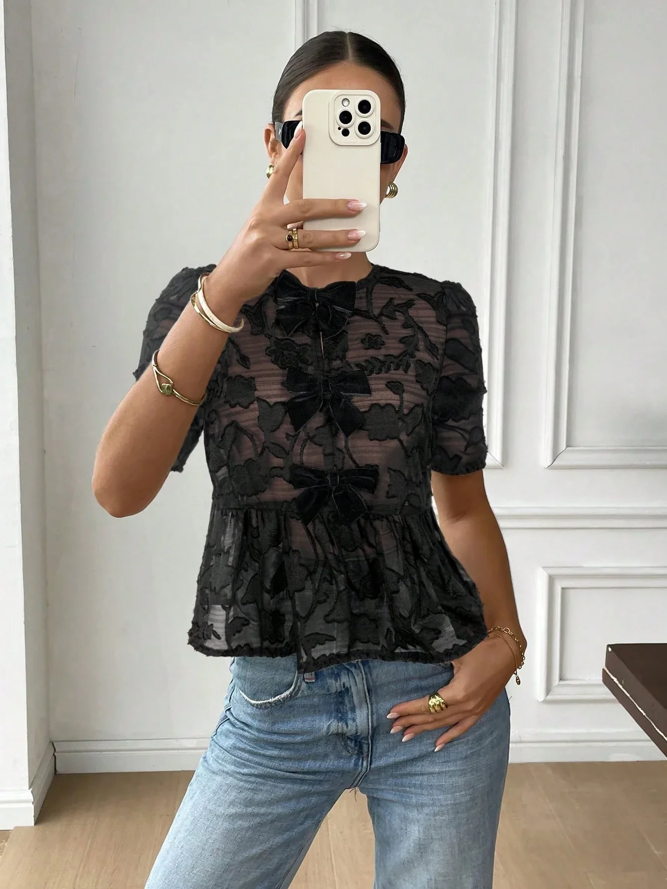 

Женская блузка с круглым вырезом, короткими рукавами, цветочным кружевом и бантом