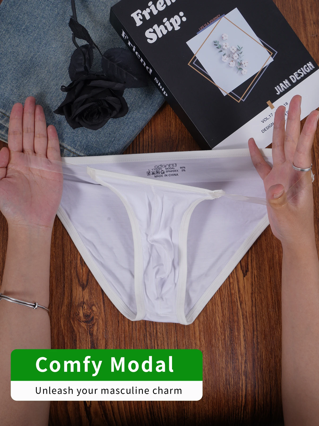 

1 PCS Men's Modal Briefs, Barely-There Skin-Friendly, U Convex Pouch, Sheer Waistband Solid Color Sexy Daily Underwear