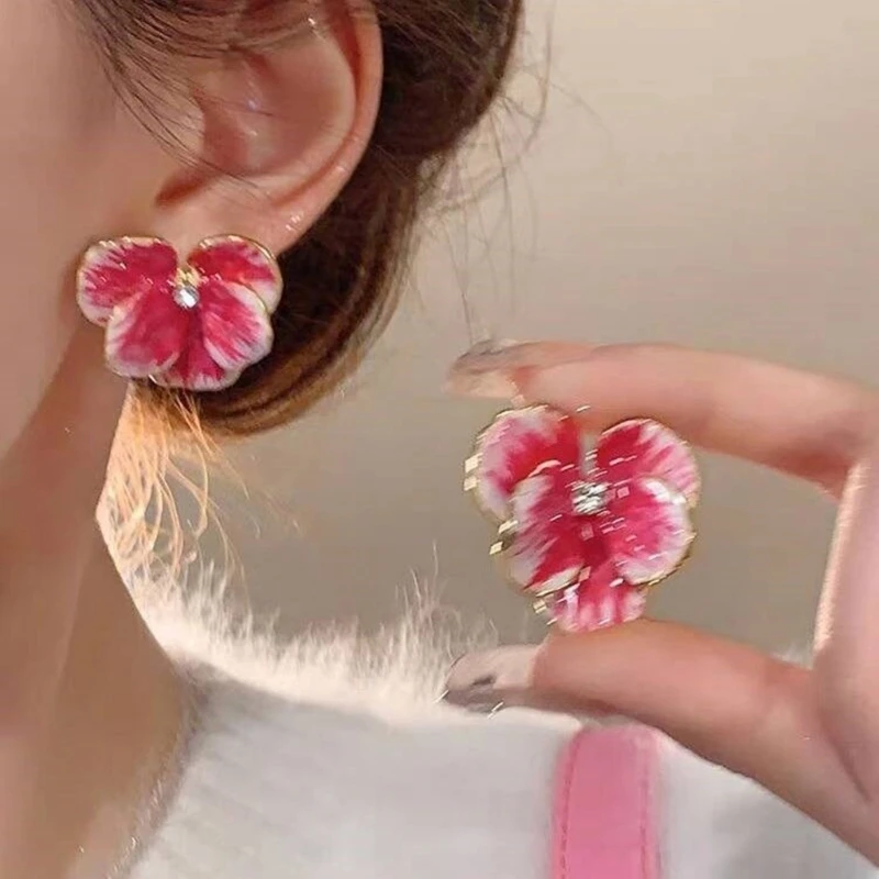 Women\'s Ear Studs for a Sophisticated Touch Elegant Colorful Flower Pattern Earrings Jewelry Accessories for Daily Wear