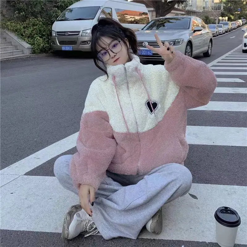 2026 nuevas mujeres estilo occidental Otoño Invierno ropa versión coreana Casual suelta felpa gruesa caliente empalme Lazystyle Chaqueta de algodón