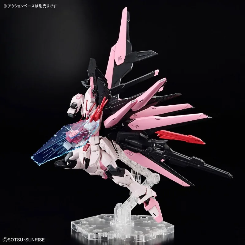 100% Oryginalny, dostępny od ręki Bandai HG 1/144 GUNDAM PERFECT STRIKE FREEDOM ROUGE Figurka Anime do Składania, Model Kolekcjonerski, Prezent