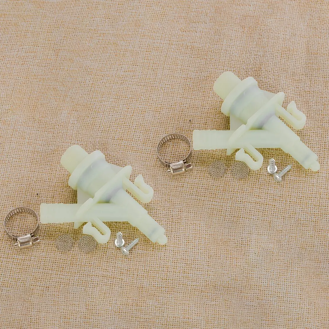 

Комплект из 2 пластиковых клапанов для ремонта унитаза автодома, подходит для моделей Dometic Sealand 300, 310, 320 серий