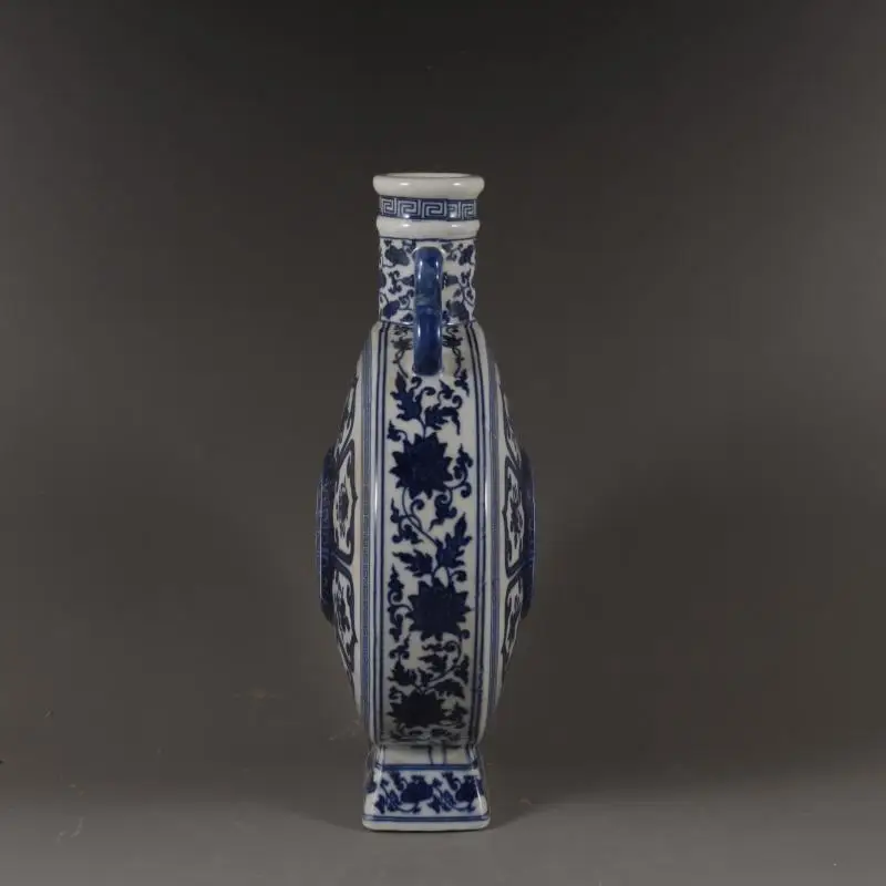 Qianlong Blue And White Eight Treasures Flat Vase Chinese Classical Ceramic Vase Home Furnishing Porcelain Soft Decoration