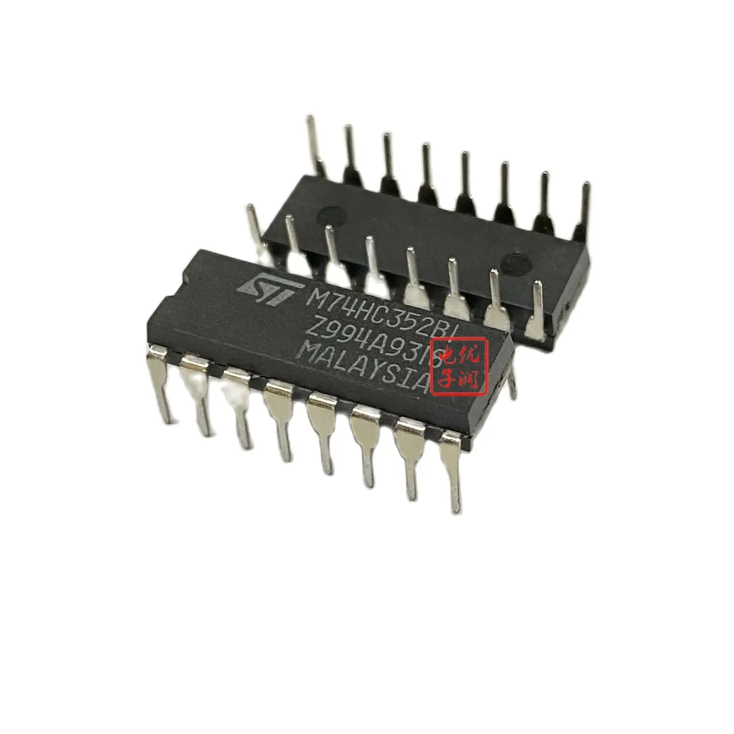 10PCS/ M74HC352B1 [new imported original] double 4-to -1-wire data selector multiplexer in-line