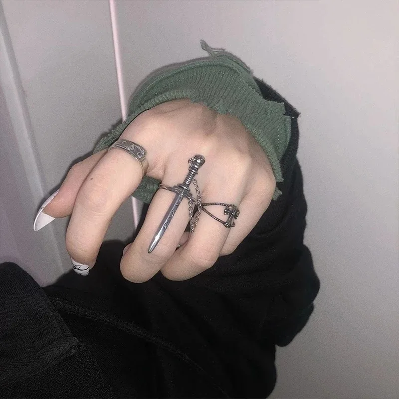 Hiphop Zwaard Chain Ring Metal Warrior Link Ring Voor Vrouwen Mannen Gothic Mode-sieraden