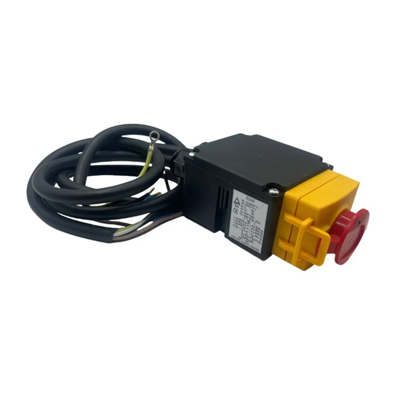 

AFOURT-KOA8 Three Phase 400V 5P Industrial Plug In/Off Voltage Protection Waterproof Electromagnetic Switch DZ08 Button