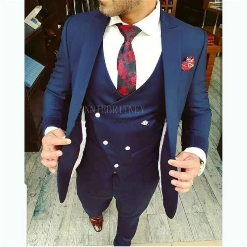 

2024 Fashion High Quality Navy Blue Suit Custom 3 Pieces Slim Fit Latest Designed Wedding Men Suit Smart Cusual Costume Homme