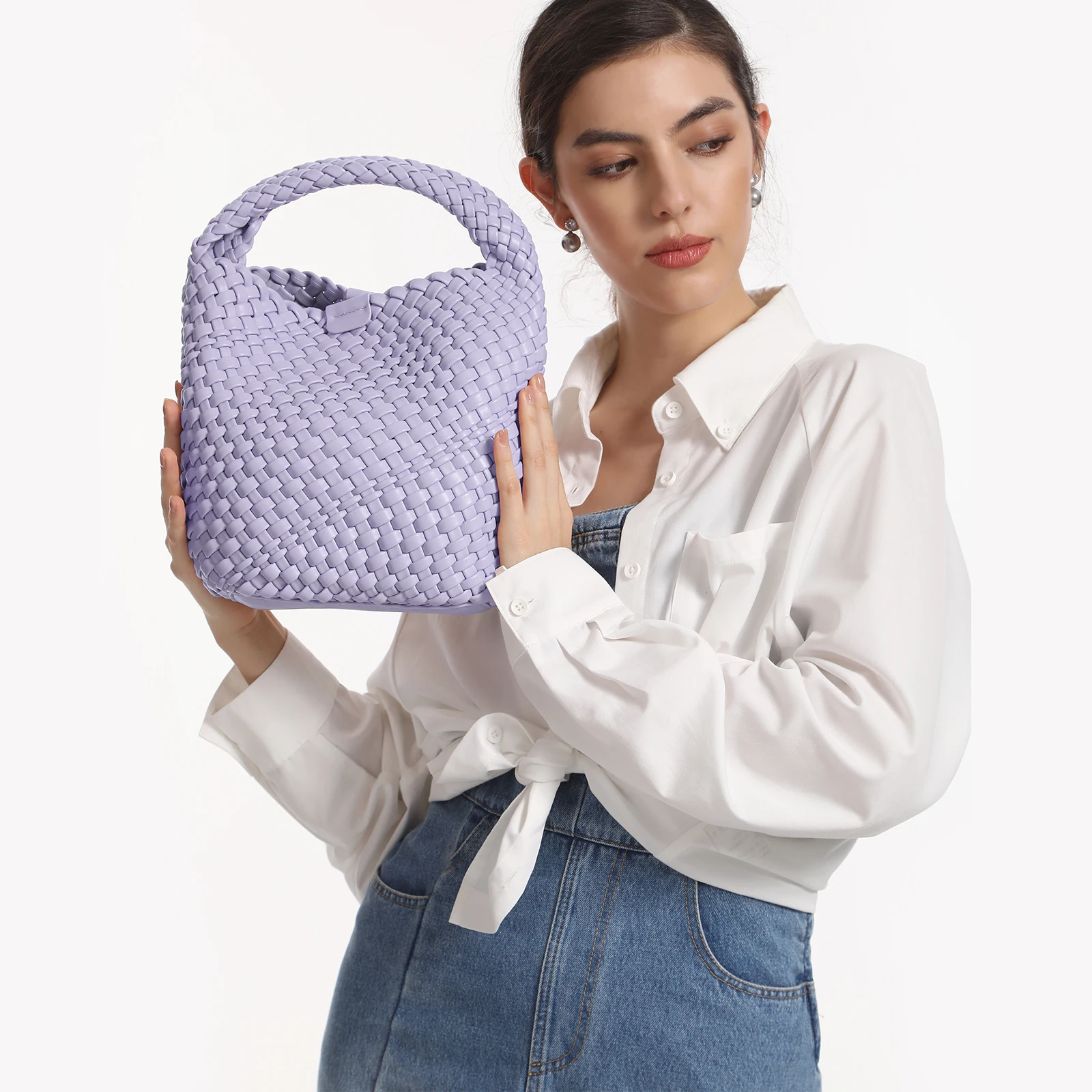 

LIKEBAG 2024 new simple texture hand-woven bag fashion large capacity bucket bag with commuting hand crossbody bun mother bag