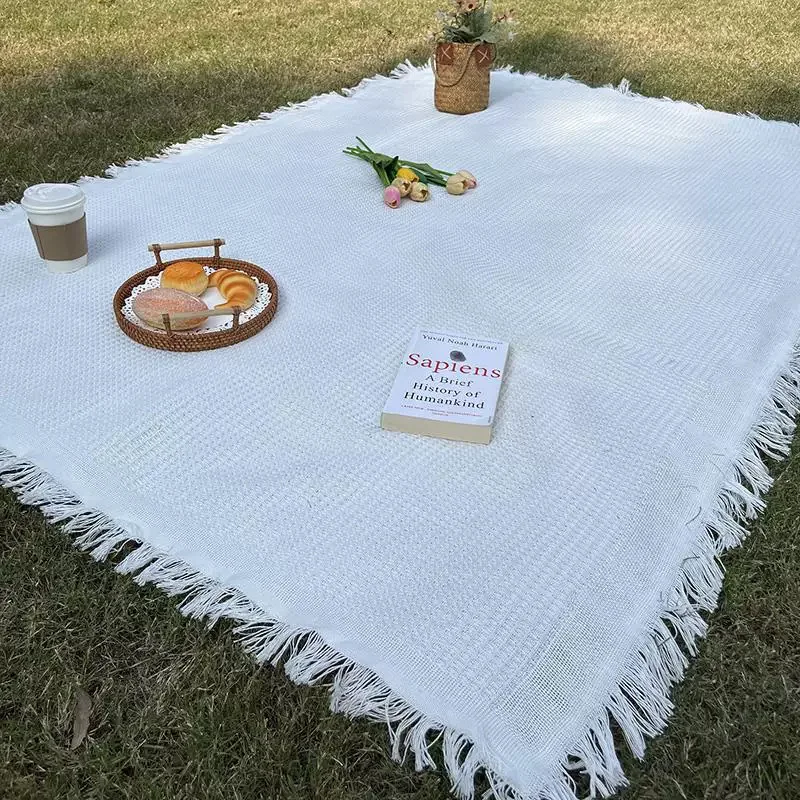 French Style INS Picnic Mat Thickened Outdoor Camping Beach Mat Polyester Non-Slip Wear-Resistant for Parks Music Festivals