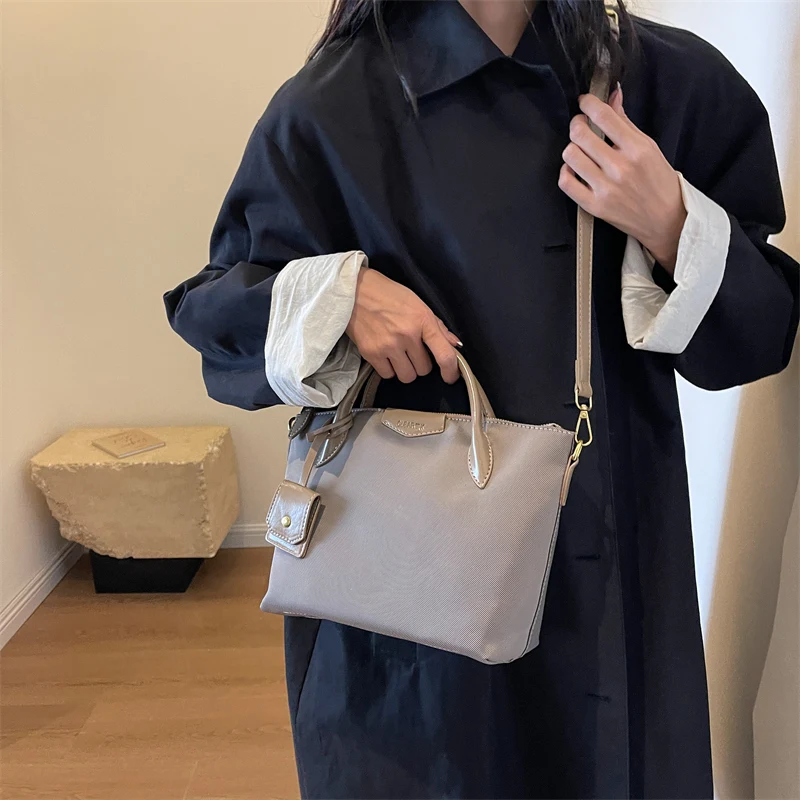 Quality Branded Top-handle Bags For Women Oxford Cloth Mini Shoulder Shopper Tote Bag With Pendant 2024 Designer Handbags Luxury