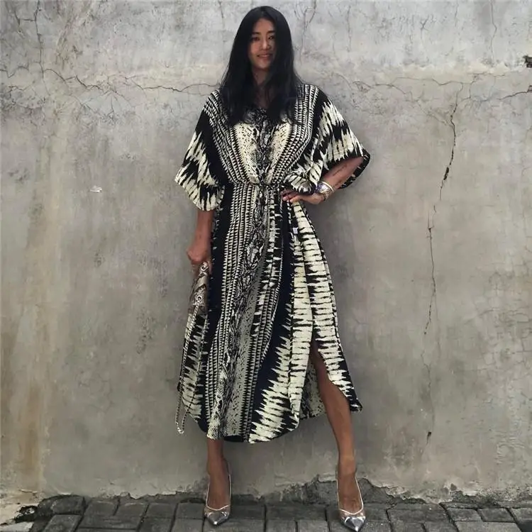 V-Ne Striped Printe… - image