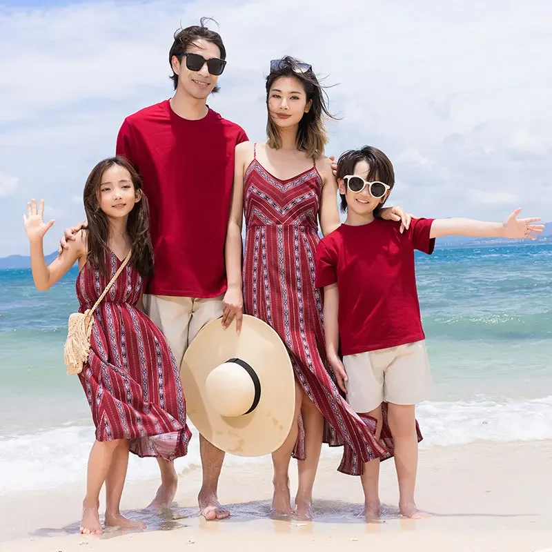 

2026 Summer Boho Family Matching Outfits Red Ethnic Print Dress & Tee Set for Mom Dad Kids Beach Vacation Photoshoot