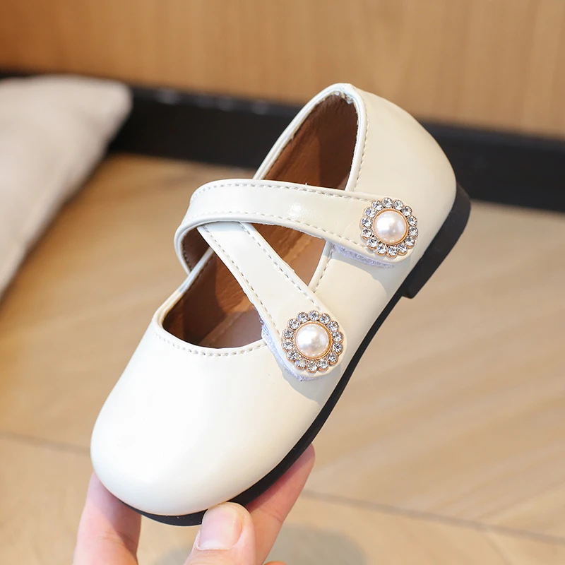 2024 Autumn New Girl Baby Cross Retro Children Moccasin Shoes Cute Princess Soft Sole Leather Shoes Little Princess Casual Shoes