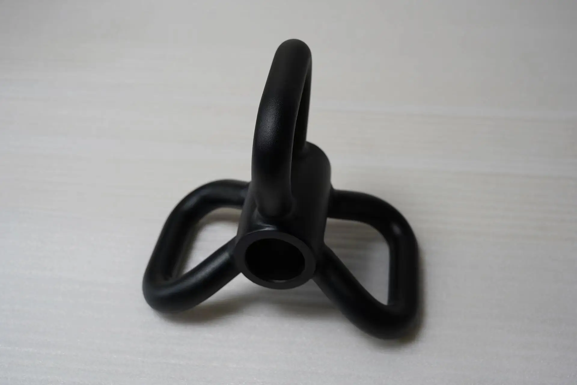 

Three Handle Kettlebell Custom Weight Colors Handle and Pot Body Styles