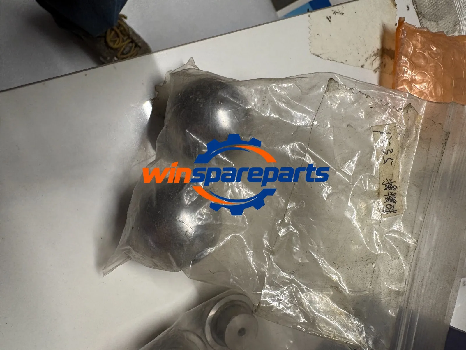 LPD28, LPV30 Swash Plate Ball 708-3S-13450 For PC50MR-2 PC40MR-2 PC45MR 2pcs