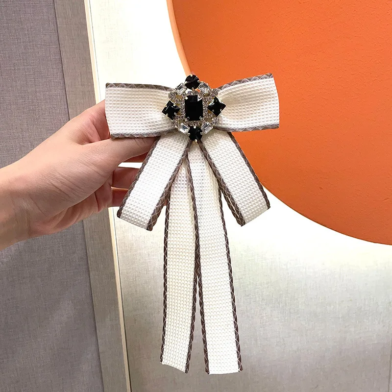 Tuch Kunst Fliege Strass Kristall Bowknot Broschen frauen Hemd Kragen Pins Elegante Hochzeit Party Krawatte Zubehör – Detail 4