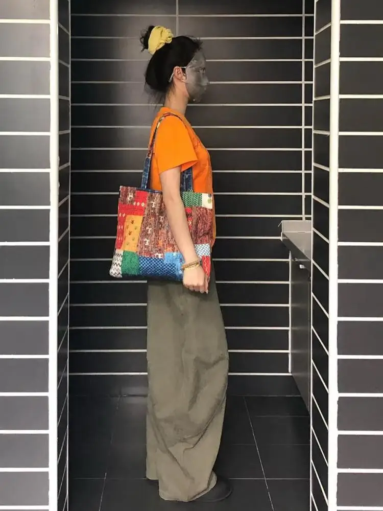 Tawaaiw T-shirt da donna con stampa floreale retrò americana Manica corta Top estivi T-shirt grafiche Abiti anni 2000 Y2k Tees Donna