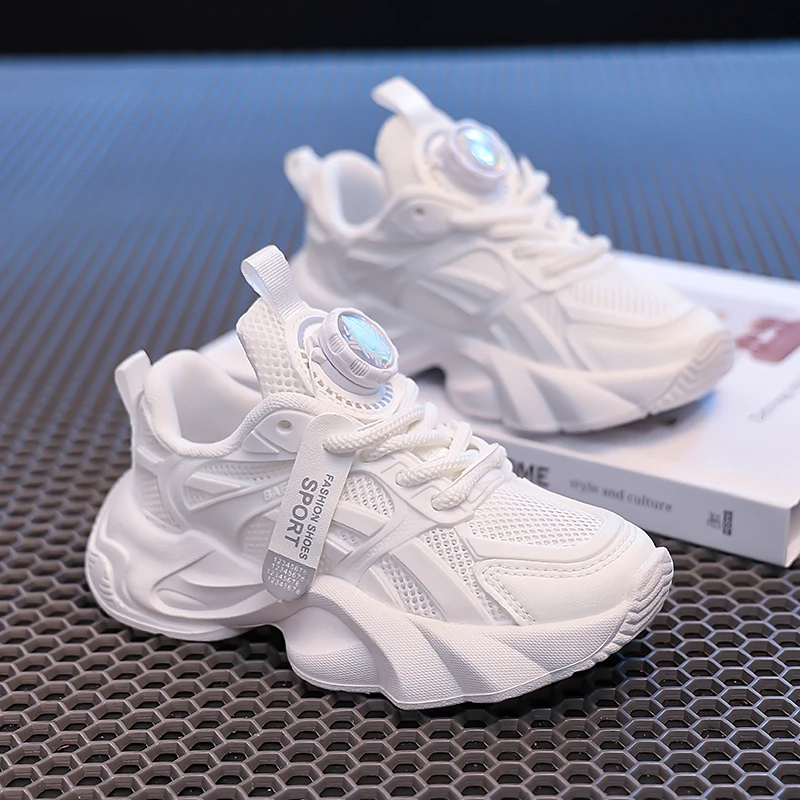A pair of children's contrast lightweight jogging shoes, breathable mesh soft foam sole outdoor casual sneakers BD-C06