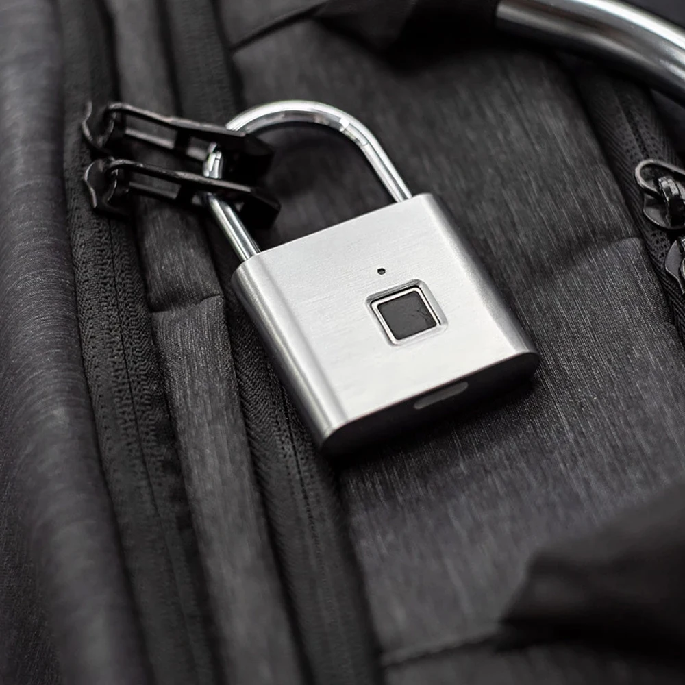 USB-Type C Smart Padlock: Keyless Electronic Fingerprint Access with Quick-Touch Thumbprint – For Luggage & Cabinets
