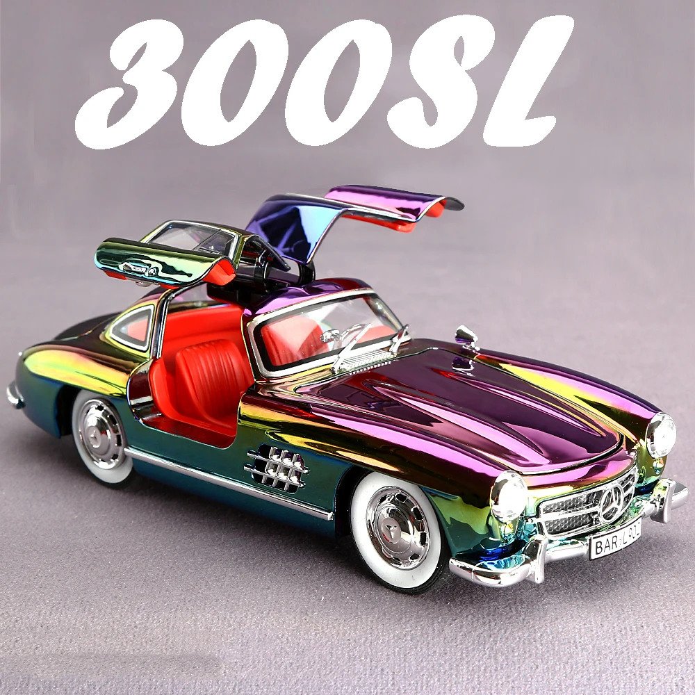 1:24 Model Toy 300SL 500K Vintage Car Alloy Diecast Sound Light Door Opened Pull Back Shock Absorption Children Interactive Toys