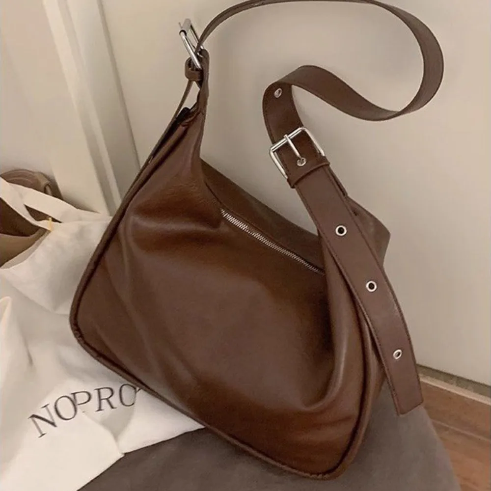 

Large Capacity Pillow Crossbody Bag Pillow Bag Solid Color PU Dumpling Bag Shopping Bag Korean Style Shoulder Bag Outdoor