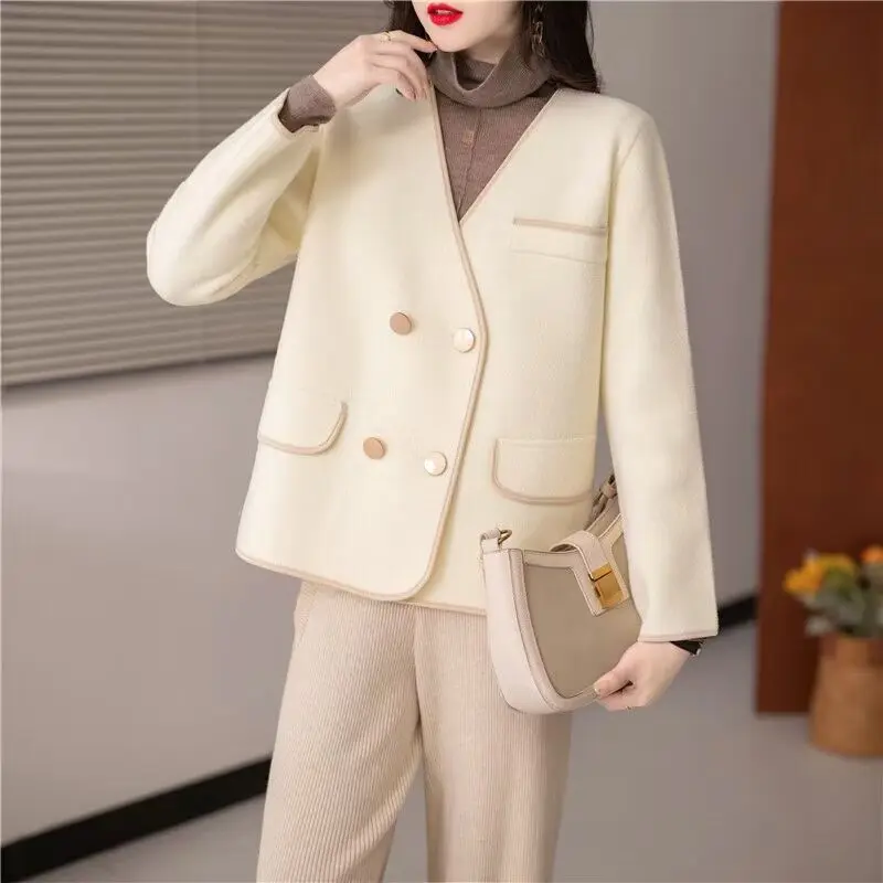 

AutumnWinter Knitted Cardigan Sweater Maoni Coat Women's Fashion Thickened Loose 2023 New Small Fragrance Elegant Jacket