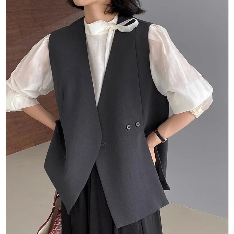 

Женский серый жилет с винтажным воротником 2025 года — костюм без рукавов с подолом, уникальный дизайн для весенних повседневных встреч