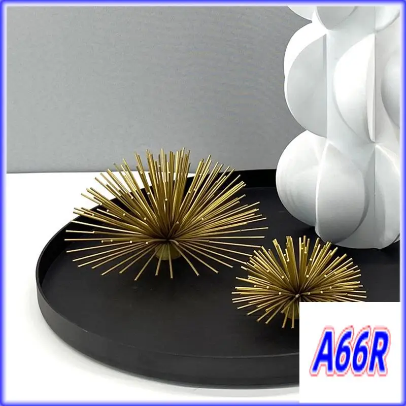 

RR-1 Pcs Gold Nordic Metal Wire Ball Ornaments Wall Thorn Ball Sea Urchin Shape Metal Ball Dandelions Ornaments Home Decor 10Cm