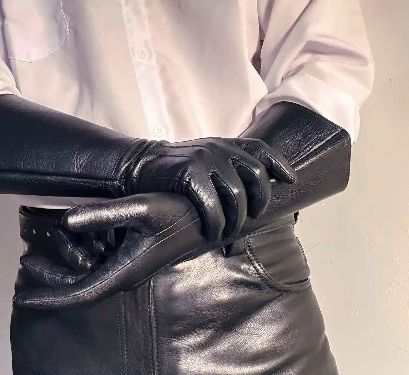 Thumbnail 4 - #68 Latest Leather Touchscreen Gloves Offers