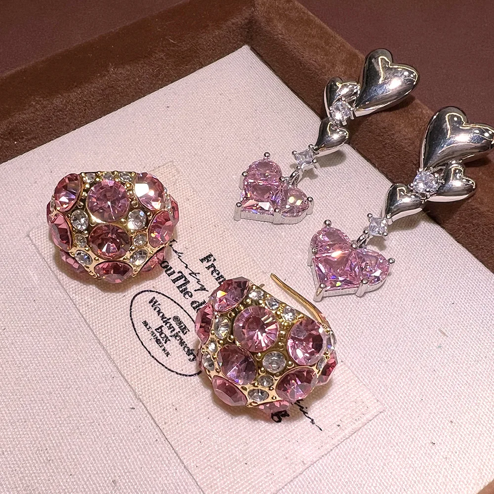brincos-requintados-de-diamante-rosa-coreano-de-luxo-leve-design-de-nicho-sentido-versatil-brincos-doudou-s925-cobre-banhado-a-ouro-e