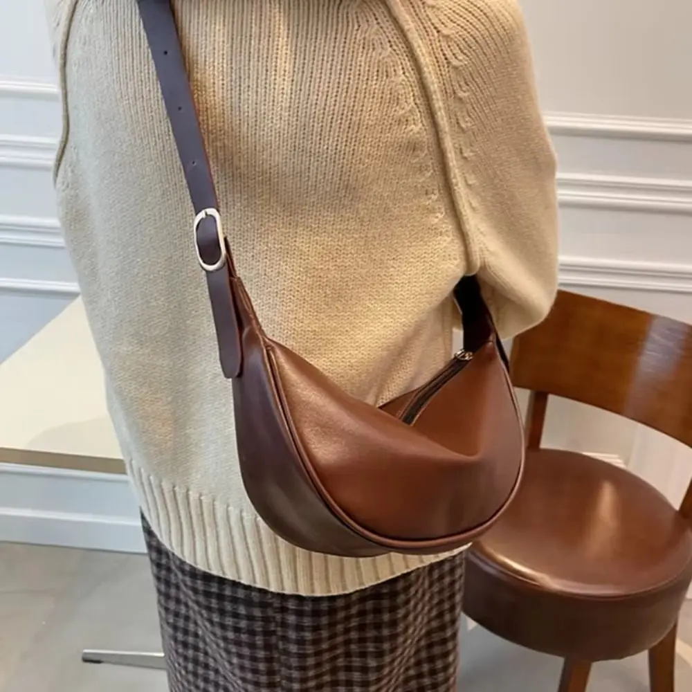 

With Adjustable Shoulder Strap Lightweight Crossbody Bag Casual Vintage Dumpling Bag Trendy Korean Style Armpit Bag Shopping