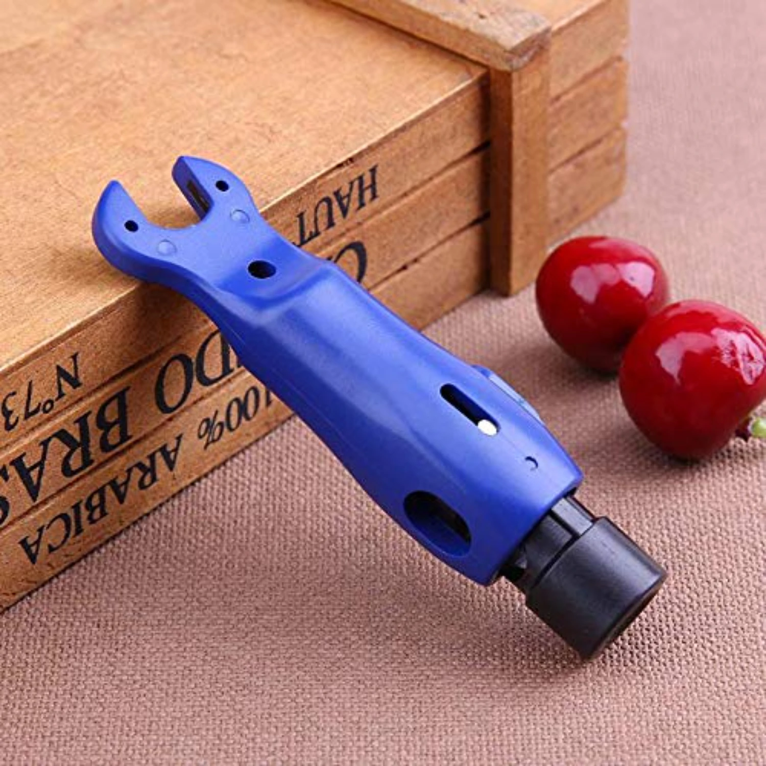 Versatile pinza spelafili per cavi coassiali multiutensile con chiave per morsetto per linea metallica e pinzette per RG59 RG6 - Essential Too