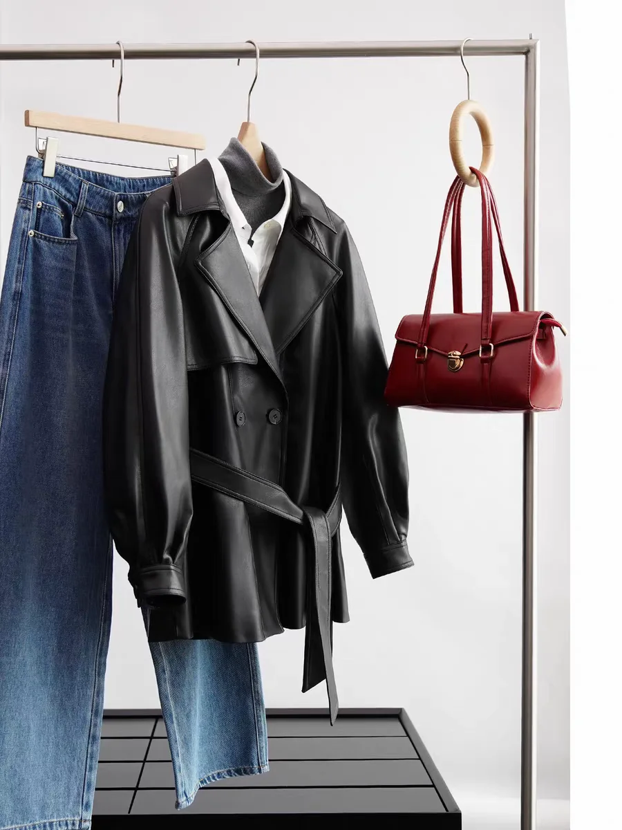 

Глянцевая кожаная куртка из овчины 2026: Новинка зимы, ветрозащитная, с поясом, универсальная верхняя одежда, повседневная, свободного кроя, с длинными рукавами