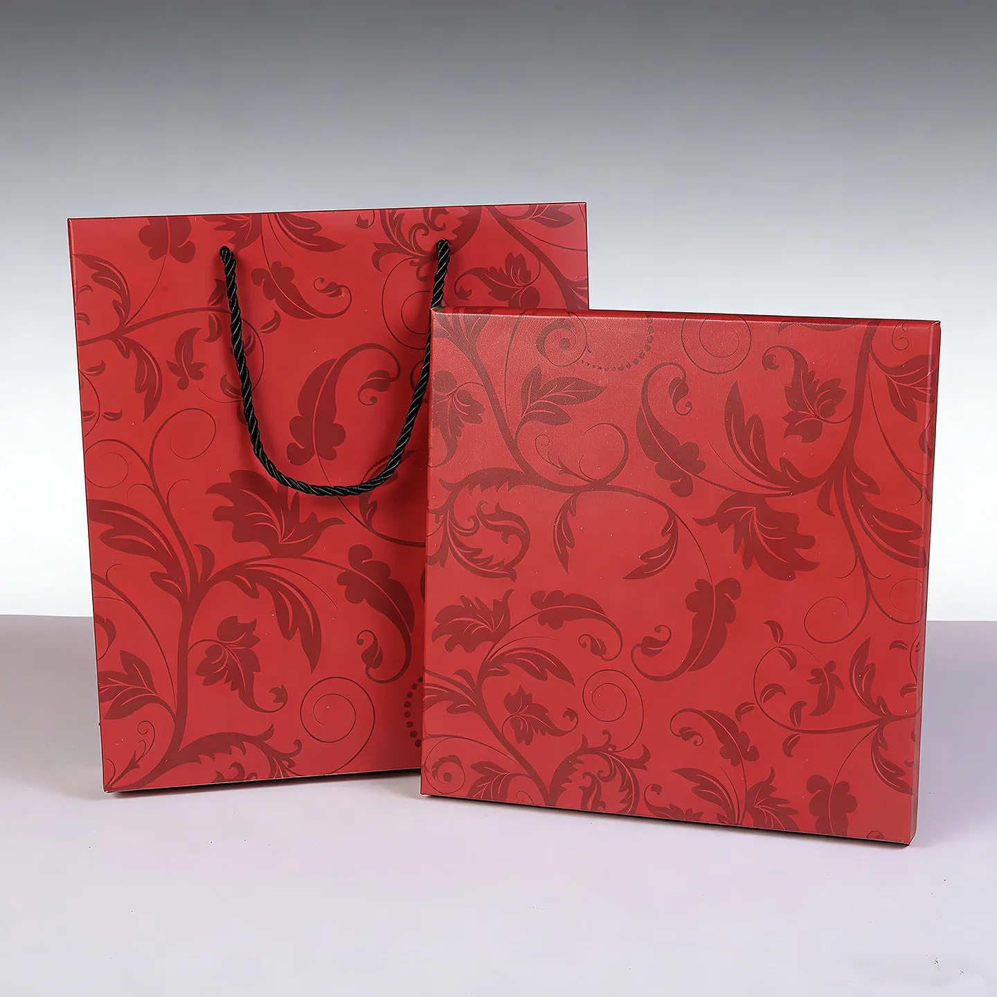 lenco-de-seda-com-padrao-vermelho-em-caixa-de-presente-bolsa-de-mao-de-alta-qualidade-embalagem-elegante-para-presente-para-ela-primavera-2026-marca-qian-ling